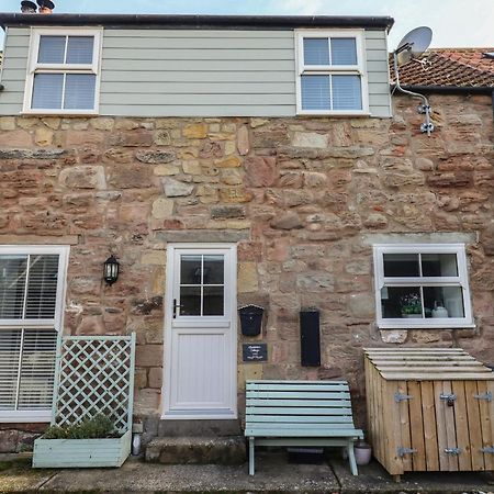 Charlotte'S Cottage Seahouses Extérieur photo