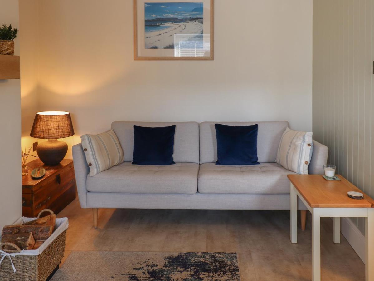 Charlotte'S Cottage Seahouses Extérieur photo