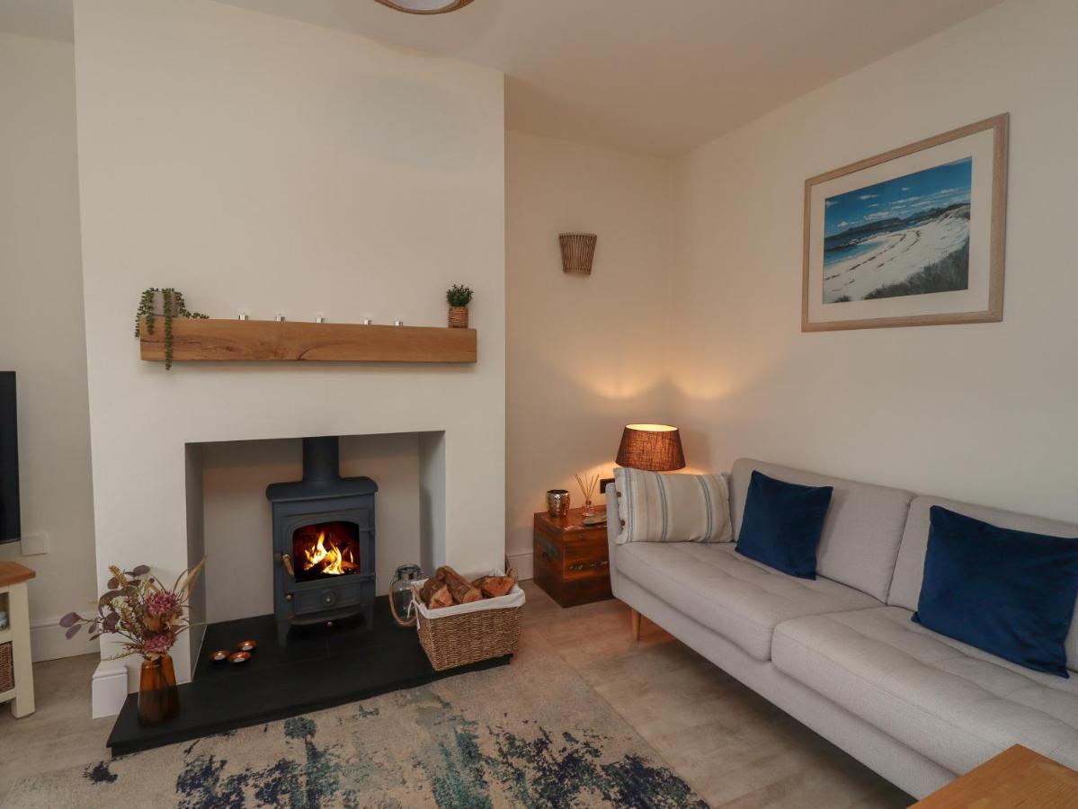 Charlotte'S Cottage Seahouses Extérieur photo