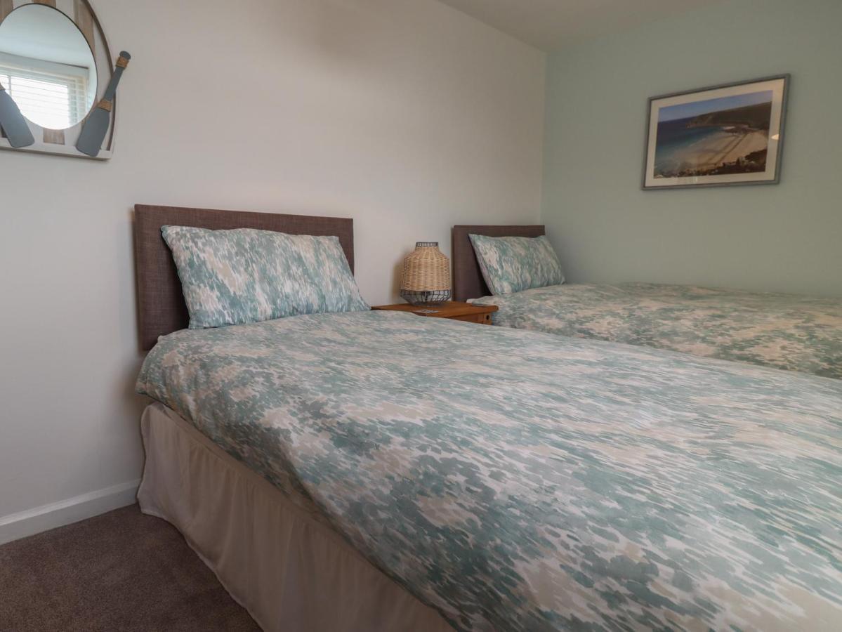 Charlotte'S Cottage Seahouses Extérieur photo